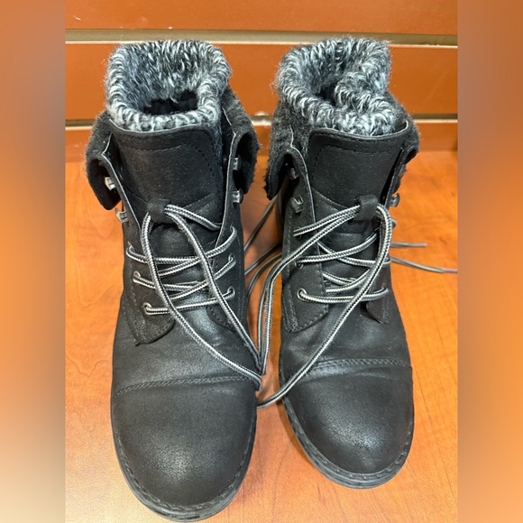 Cliffs by WHITE MOUNTAIN Black Moto Boots with Knit Cuff - Picture 7 of 8